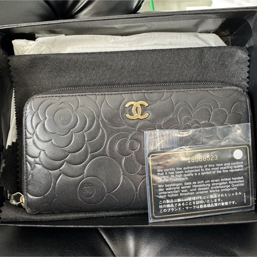 Chanel Lambskin Camellia Embossed Large Zippy Wallet Black